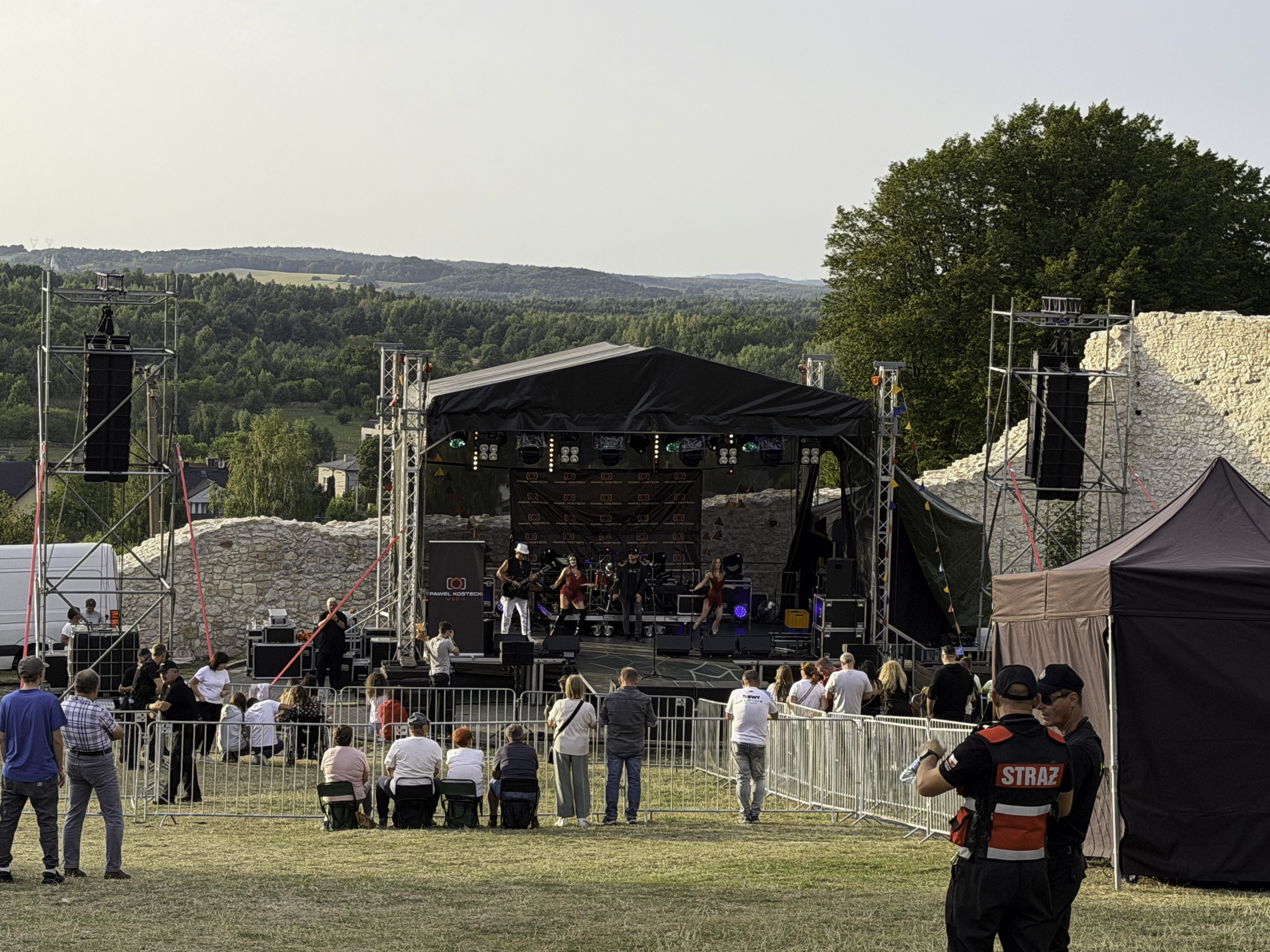 Noise Event - organizacja i obsługa techniczna imprez eventów koncertów, nagłośnienie, oświetlenie, wynajem sceny. Muszyna Nowy Sącz Kraków